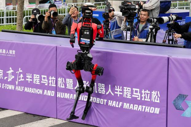 Second Beijing E-Town Half Marathon and Humanoid Robot Half Marathon in Beijing