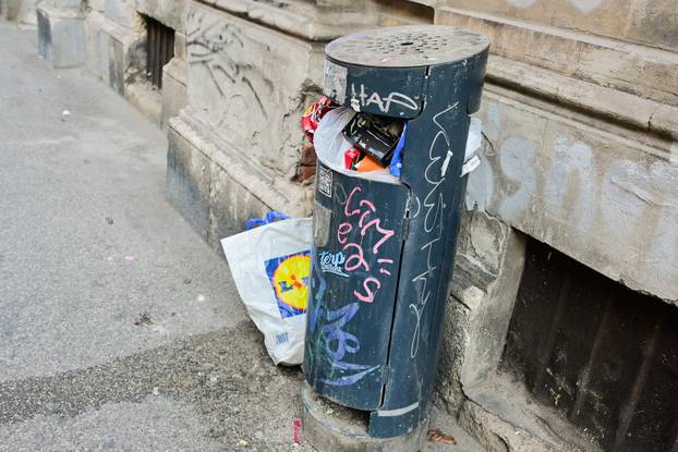 Zagreb: Sve je više smeća u centru grada 