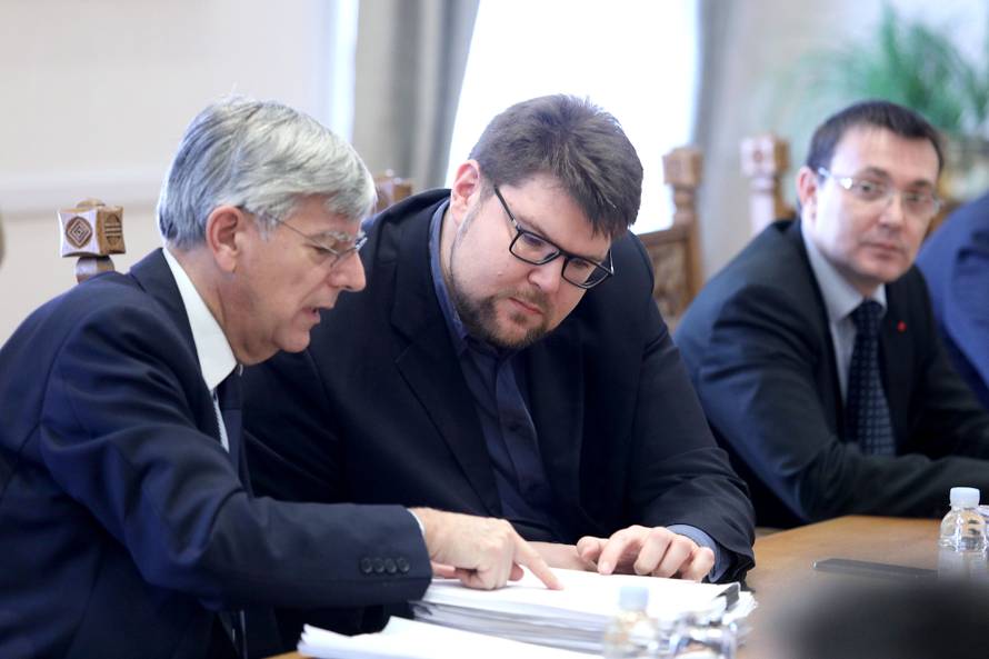 Konačno pao dogovor HDZ-a i SDP-a oko izmjene poslovnika