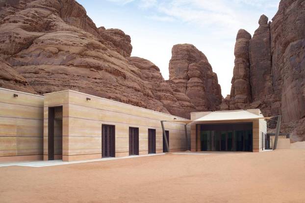 FOTO Ovaj bazen isklesan u stijeni najljepši je na svijetu!