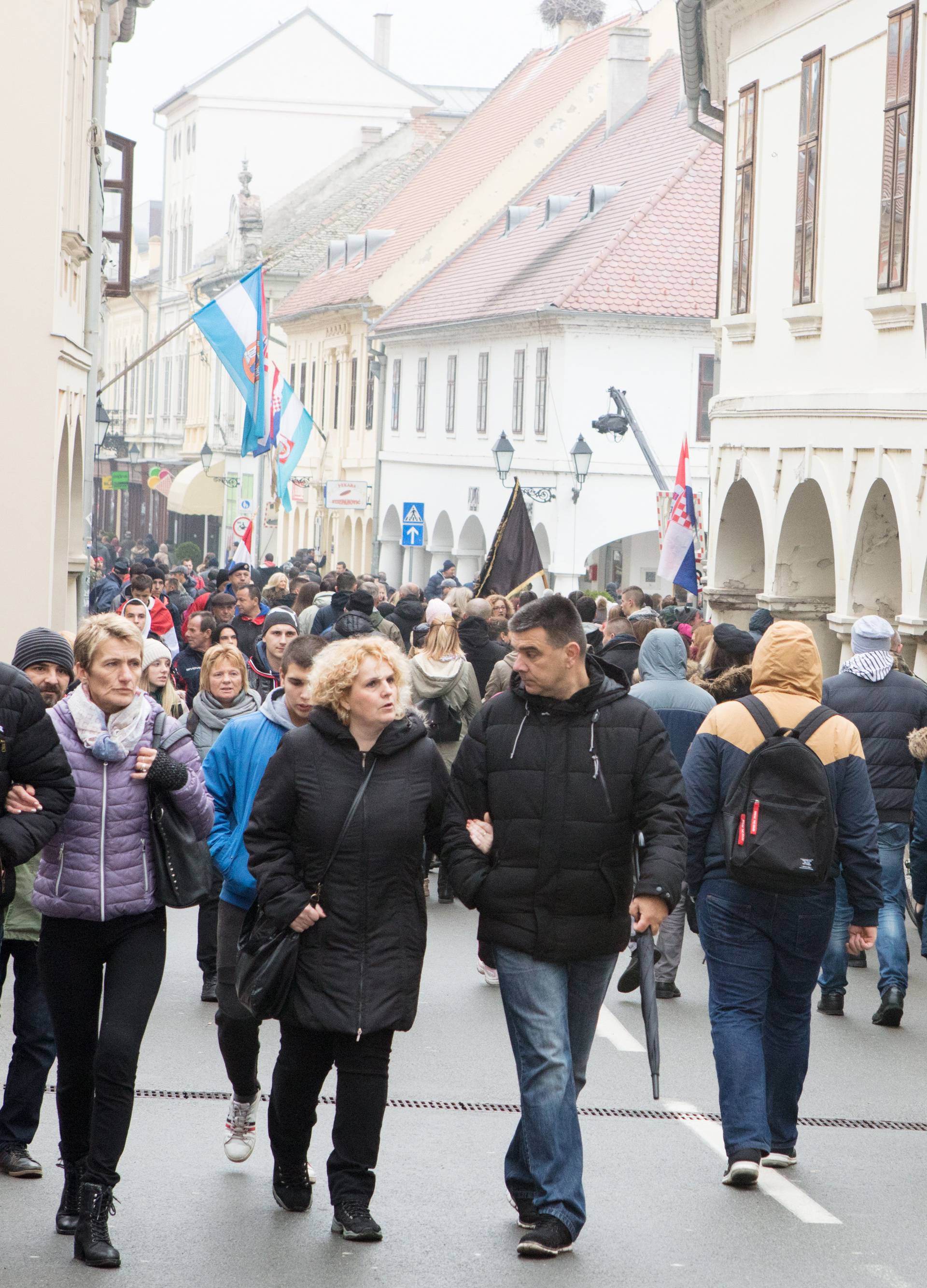 Očekuje se jedna kolona: Naš Vukovar nije zaslužio podjele