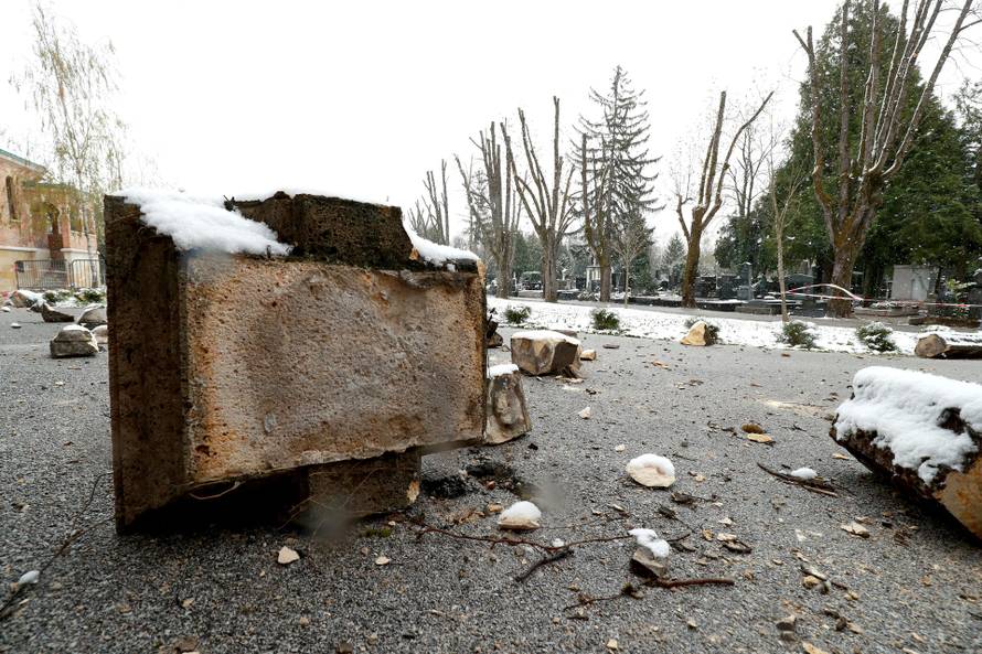 Zagreb: Posljedice potresa na Mirogoju