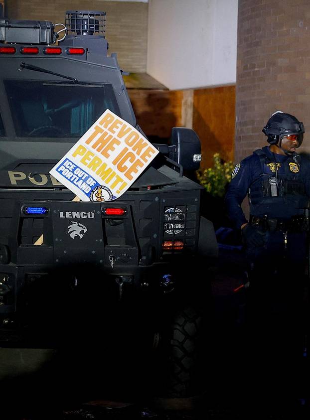 "No Kings" protest, in Portland