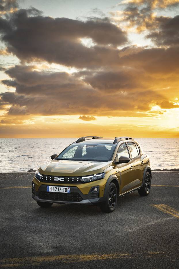 DACIA SANDERO STEPWAY III (BJI CROSS)