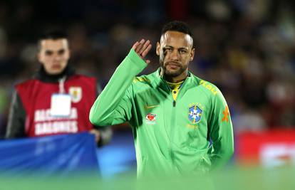 Kućna pomoćnica tuži Neymara! Traži 368 tisuća eura odštete