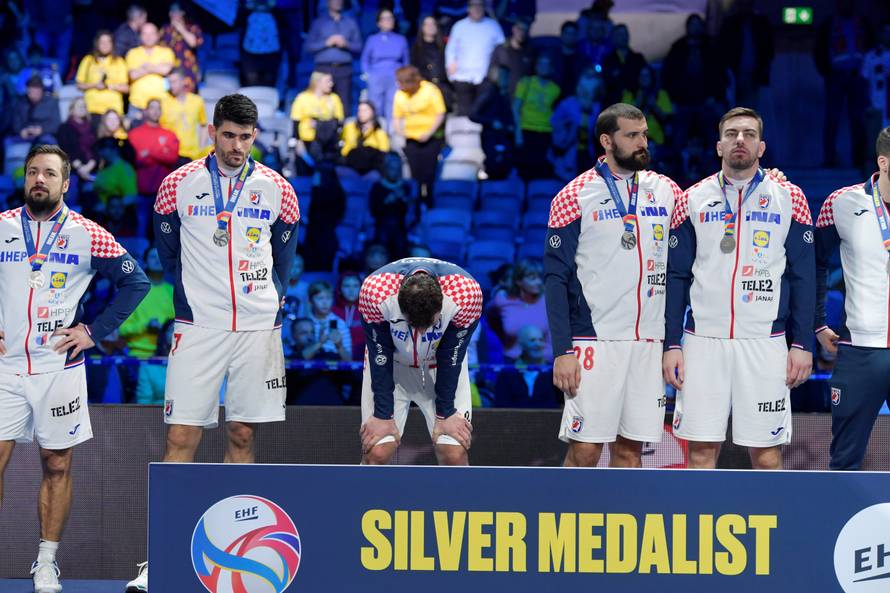 Glavu gore, vi ste  naši junaci: Ostavili su srca, ali nije išlo...