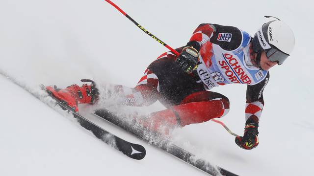 Skiing - Men's Alpine Ski World Cup Giant Slalom