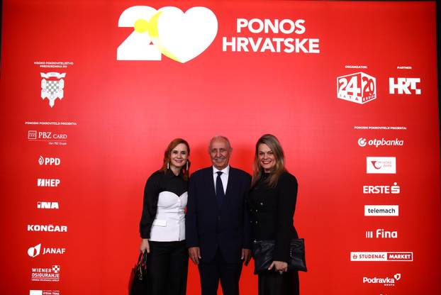 Zagreb: Svečana dodjela nagrade Ponos Hrvatske, fotografiranje prije početka dodjele 