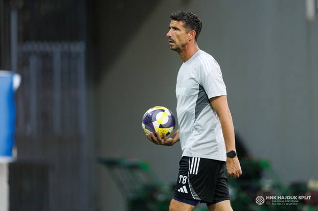 FOTO Hajdukovci odradili zadnji trening prije Zire. Maksimalan fokus, Hrgović čak stao i na gol
