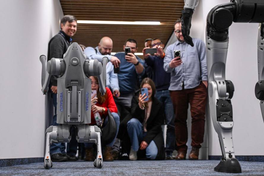 Zagreb: Brunch tvrtke Abysalto na kojem je predstavljen humanoidni robot 