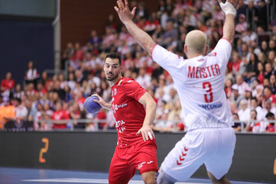 Osijek: Prijateljska utakmica između Hrvatske i Švicarske