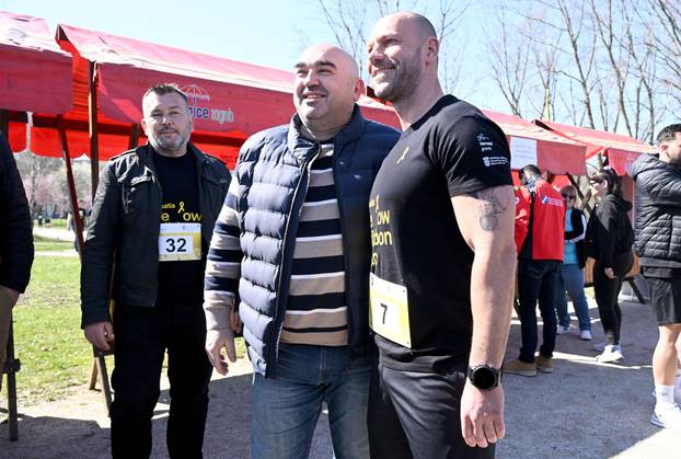 Zagreb: Na Bundeku organizirana utrka "Yellow Ribbon Run Pobijedimo predrasude" u kojoj je sudjelovao i ministar Habijan
