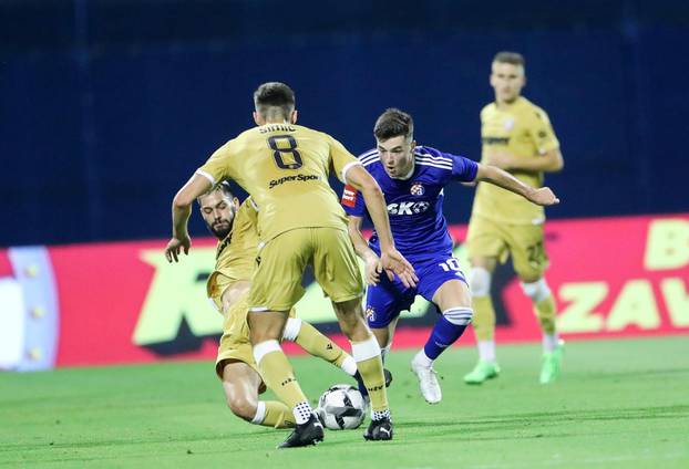 Zagreb: Derbi Dinama i Hajduka na stadionu u Maksimiru