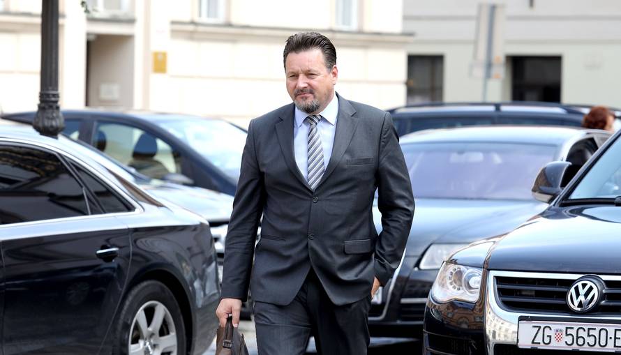 Zagreb: U Banskim dvorima poÄeo sastanak vladajuÄe koalicije