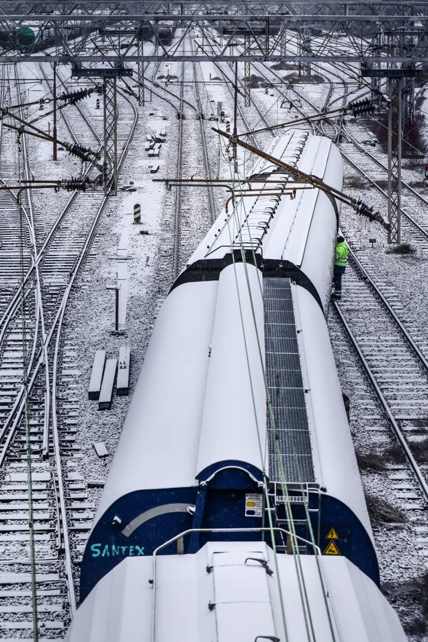 Zagreb: Glavni kolodvor pod snijegom