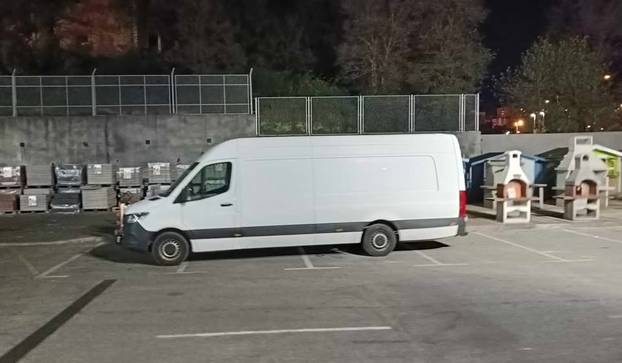 FOTO Bravo majstore, nije ti tu parking! Evo kako se parkira u Hrvatskoj, neke nije ni sram...