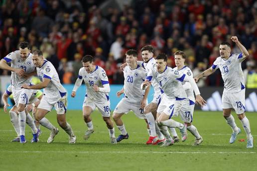 Susjedi u euforiji nakon ulaska u finale playoffa: 'Znao sam da &cacute;u ga zabiti. Nek se Italija pla&scaron;i'