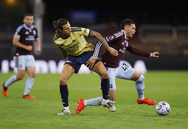 Premier League - Aston Villa v Arsenal
