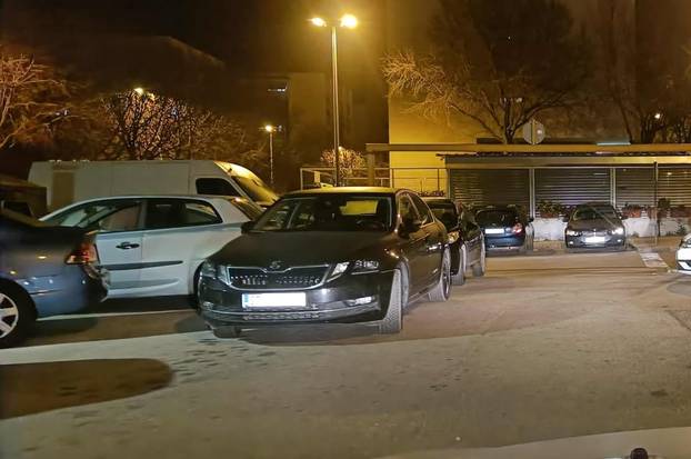 FOTO Ako trebate savjet kako (ne) parkirati, pogledajte ove bisere! Od ovoga boli glava