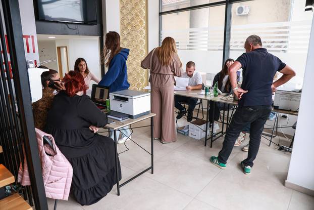 "Studentska lista - Studenti pobjeđuju!" diljem Srbije skupljaju potpise za izbore