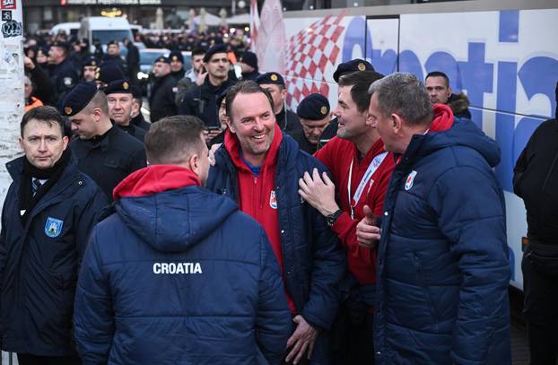 Zagreb: Hrvatska rukometna reprezentacija stigla na svečani doček na Trgu bana Josipa Jelačića