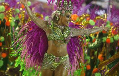 Seksi plesačice zavladale su karnevalom u Rio de Janeiru