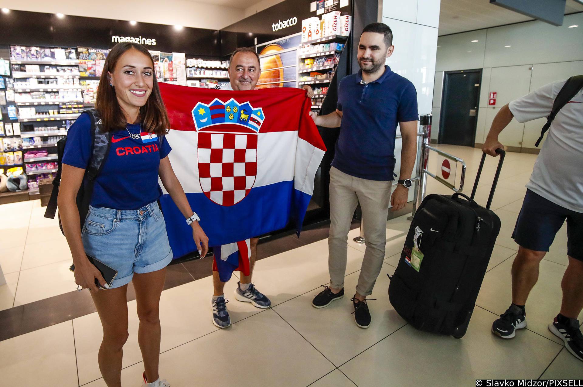 Zagreb: Atletičarka Matea Parlov Koštro vratila se iz Munchena nakon osvojene srebrene medalje u maratonu