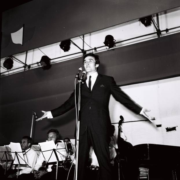 Otkrivamo davne prizore naših najvećih pjevačkih legendi iz slavnog Ljetnog kina Bačvice