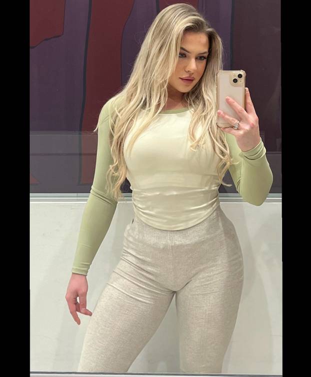 FOTO Ona je nova Miss turizma! Posvećena je fitnesu, završila je Medicinsku školu, a radi u vrtiću