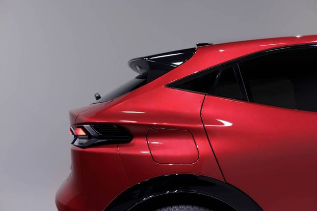 RENAULT CLIO VI FULL HYBRID E-TECH (RB3B1 HEV)