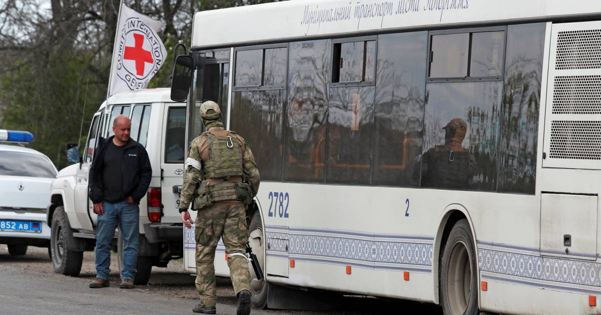 Reuters claims: The evacuation of the remaining civilians from Mariupol is late