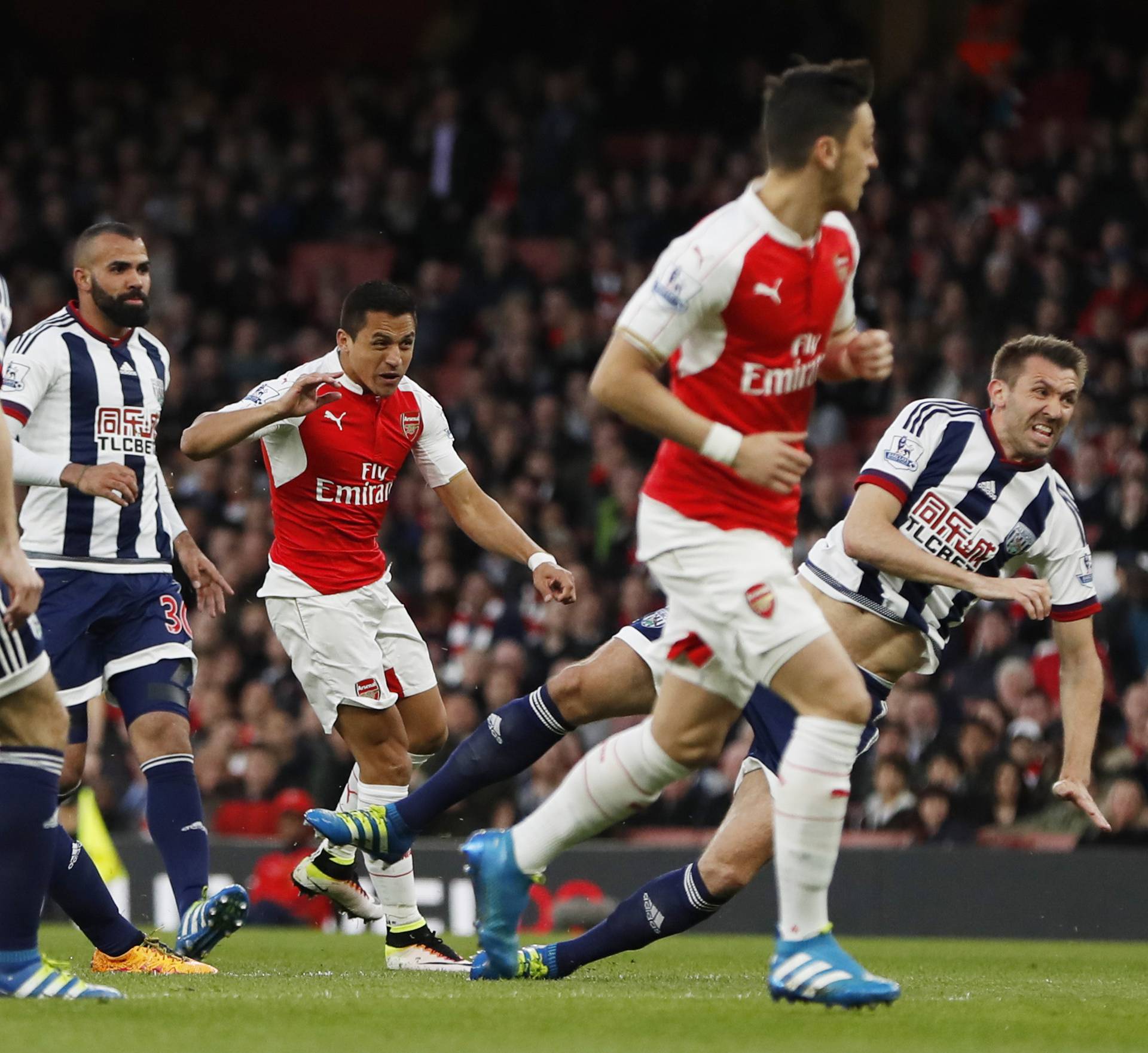 Arsenal v West Bromwich Albion - Barclays Premier League