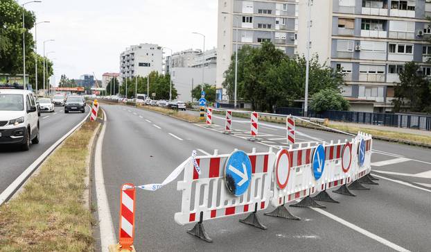 Zagreb: Ponovno zatvoren podvožnjak Slavonske i Zagrebačke avenije kod Vjesnika