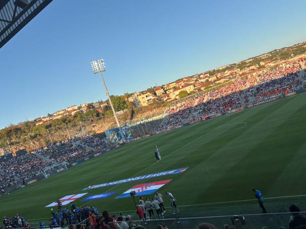 FOTO Klinci na Rujevici 'bocnuli' Engleze: 'It's not coming home'