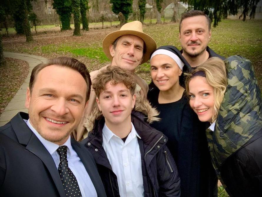 Enis Bešlagić: 'Zbog Naše male klinike sam dao otkaz, danas nemam ni marku, sve ide Đuri'