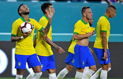 Neymar za Brazil asistirao i zabio u remiju protiv Kolumbije