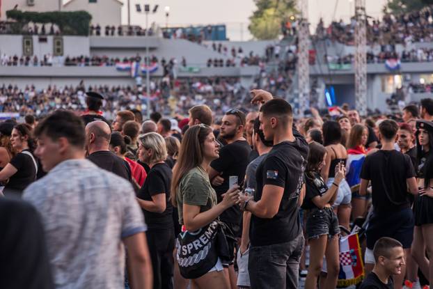 Atmosfera u Imotskom uoči koncerta Marka Perkovića Thomsona