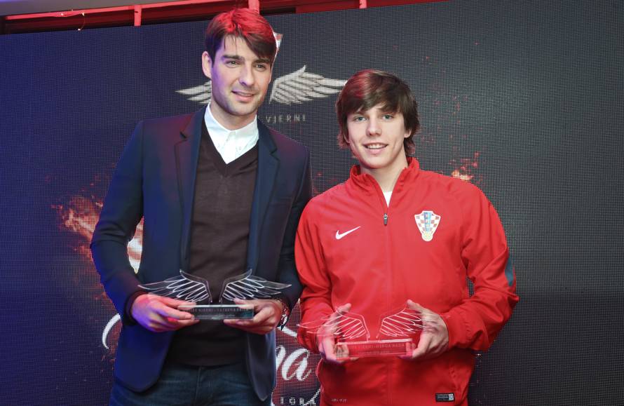 Hrabar, hrabriji, Čarli! Nagrada 'Vatrena krila' pripala Ćorluki