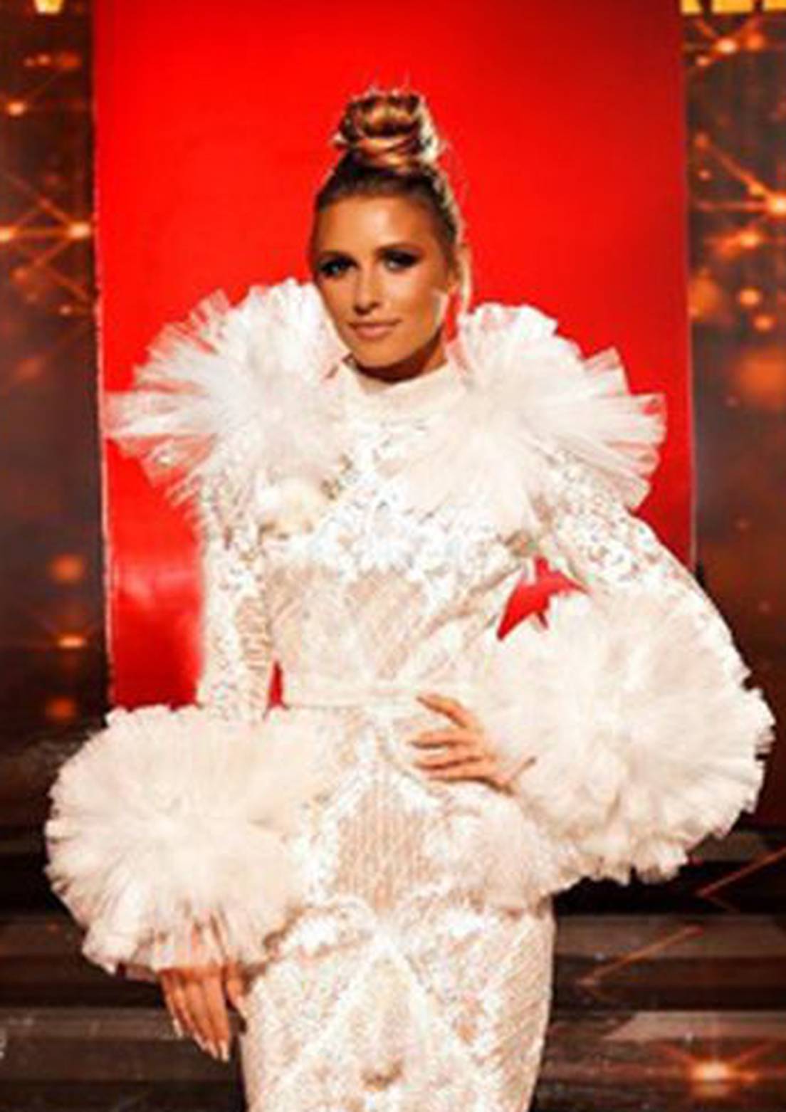 Voditeljica Tamara Loos zablistala u bijeloj haljini poput vjenčanice u finalnoj emisiji