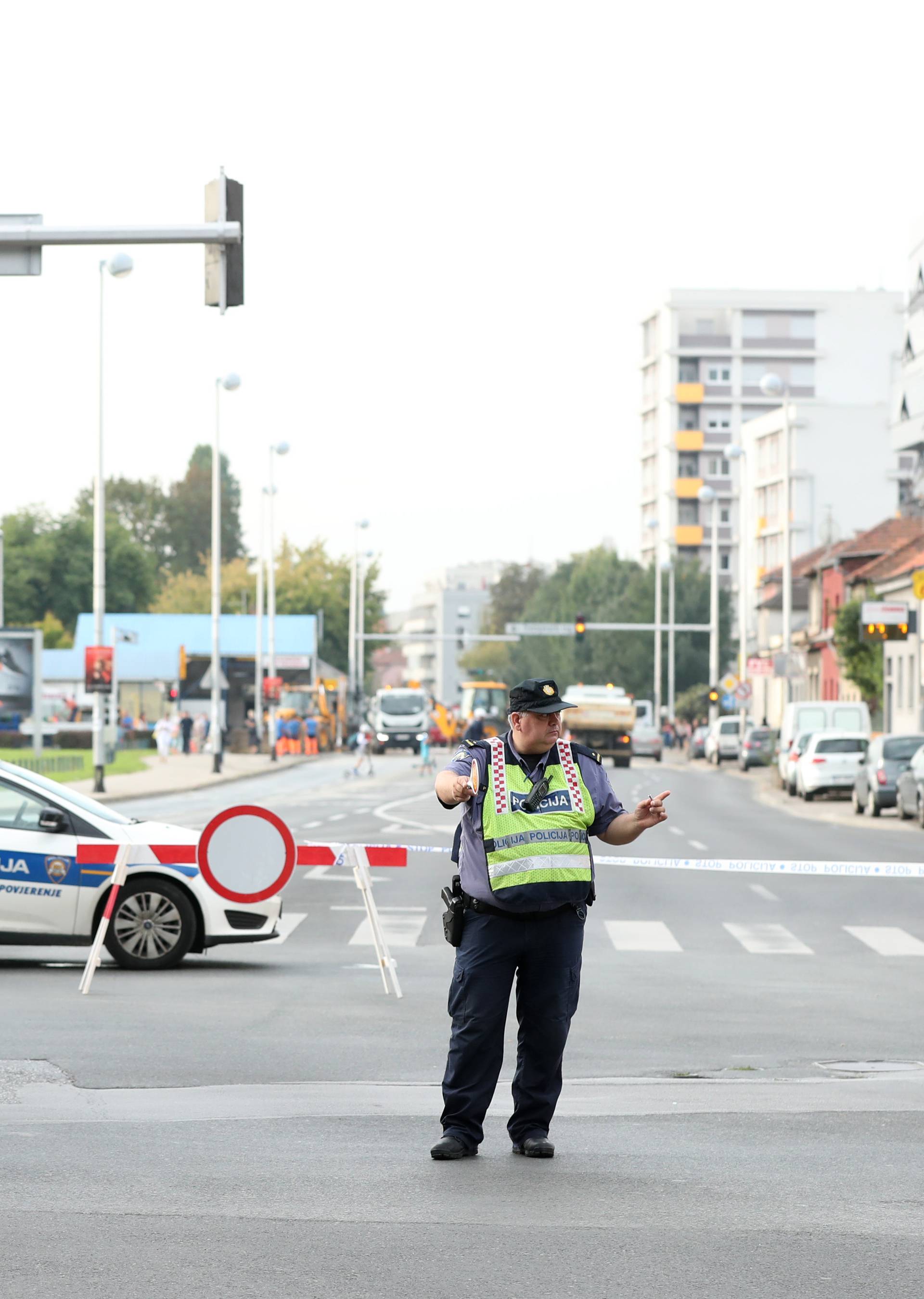 Video: Dio Selske pod vodom, promet stao, stvorile se gužve