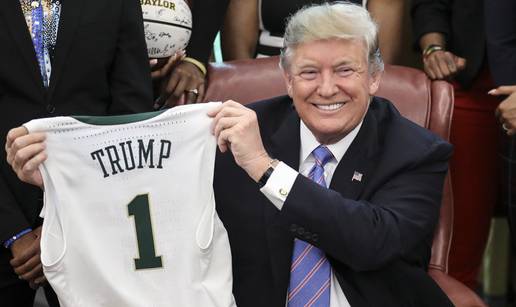 Povijesni trenutak u NBA ligi: Donald Trump sti&zcaron;e na finale