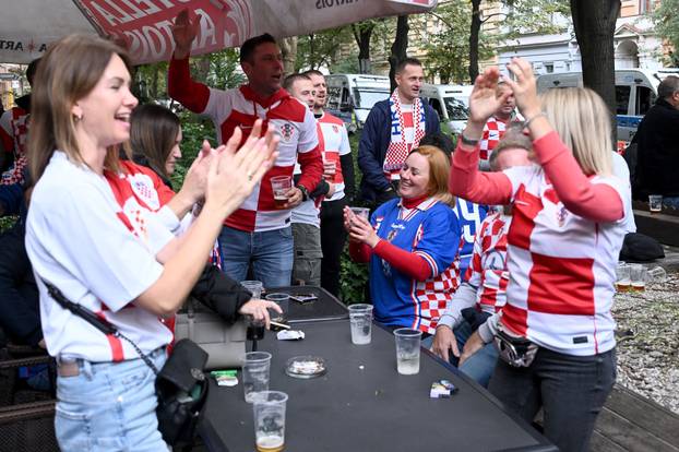Prag:  Beckett irish  pub, gdje se hrvatski navijaci okupljaju prije utakmice