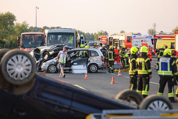 Zagreb: U blizini naplatne postaje Sveta Helena održana je vježba "Sigurnost 25"