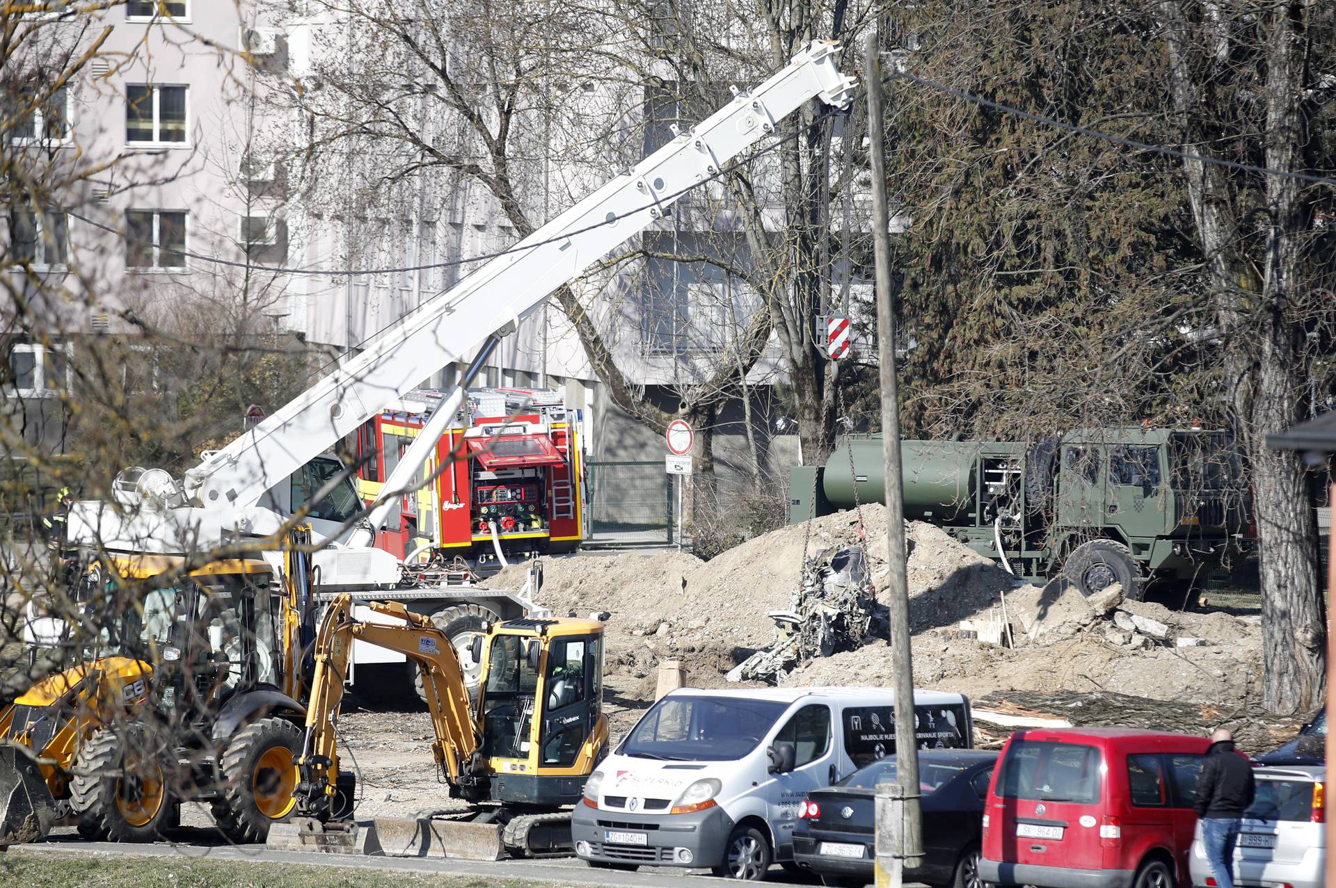 Zagreb: Dio letjelice konačno izvučen