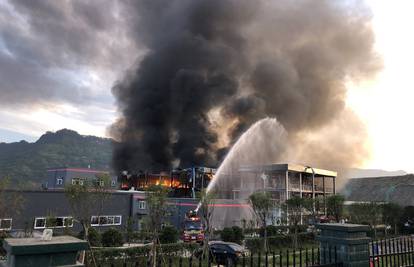 U eksploziji u tvornici u Kini poginulo 19, ranjeno 12 ljudi