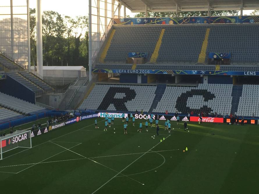 I Šuker na treningu: Vatreni su spremni, ali travnjak baš i nije