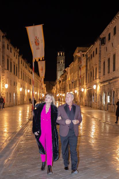 Dubrovnik: Goran Karan sudjelovao na tradicionalnom grličanju pjevača u crkvi sv. Vlaha