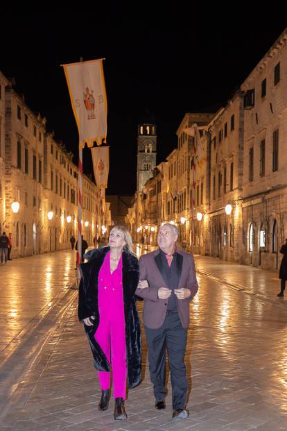 Goran Karan u subotu nastupa u Dubrovniku, a sada je došao na blagoslov grla u crkvu sv. Vlahe