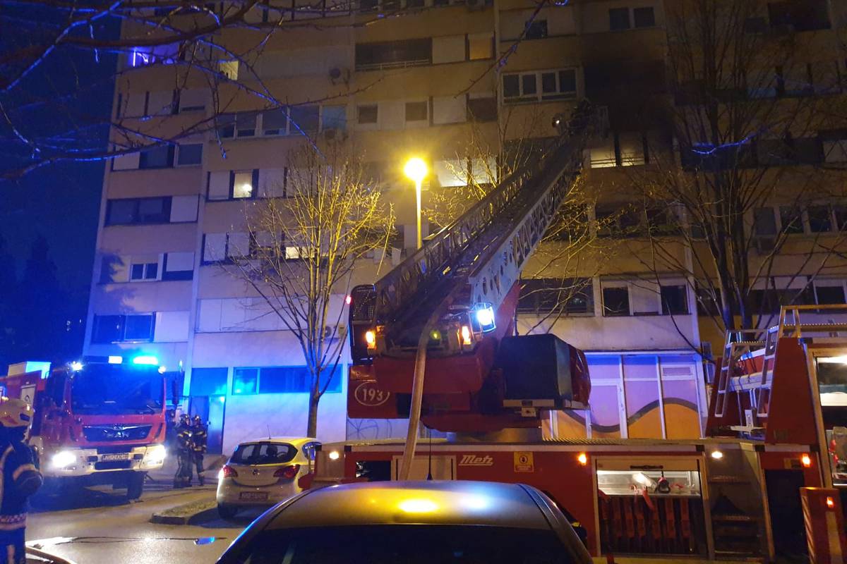 Gorio stan u Prečkom: 'Dim je bio ogroman. Susjedi trčali van'