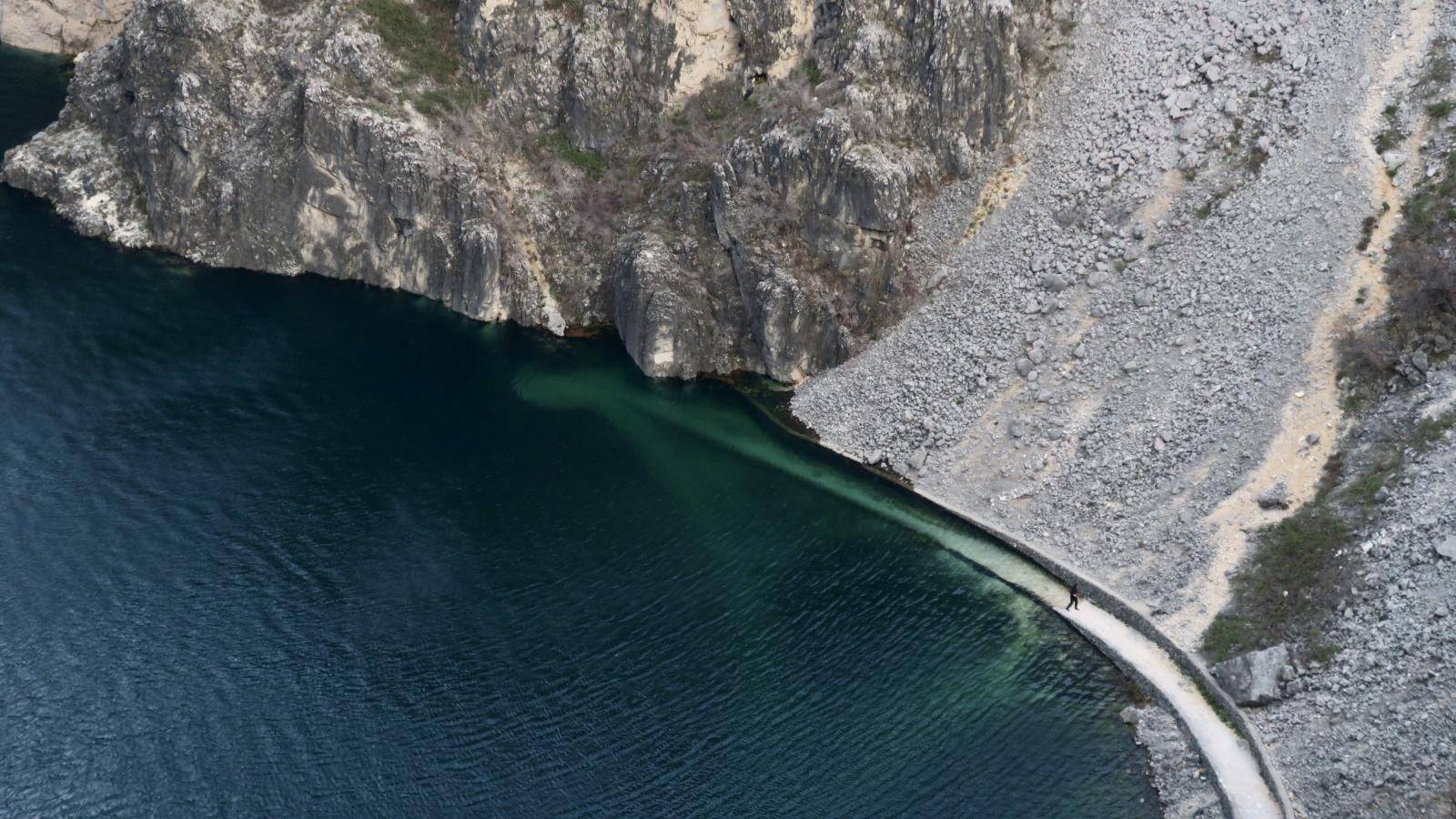 Bajkovita jezera u Imotskom: Voda prekrila 'vilinske pećine'